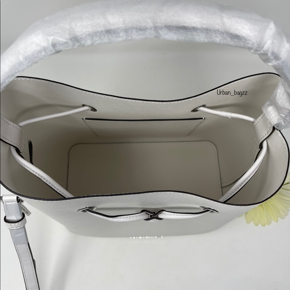 Michael Kors Suri Large Bucket Messenger - Picture 8 of 9